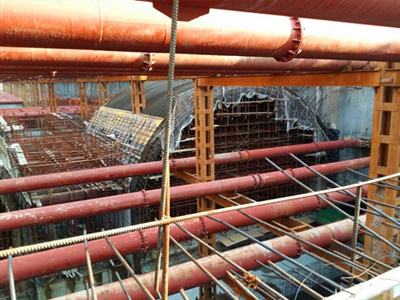 地鐵隧道拱架及鋼模板