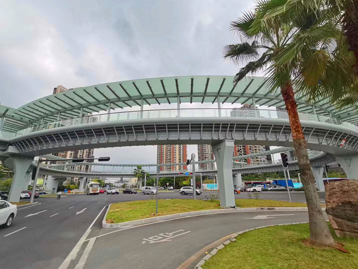 深圳市坂銀人行天橋(圖1)