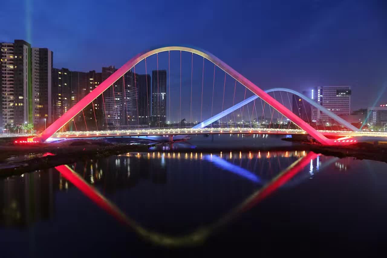 廣州市南沙中心區蕉門河車行橋拱肋合攏(圖2)