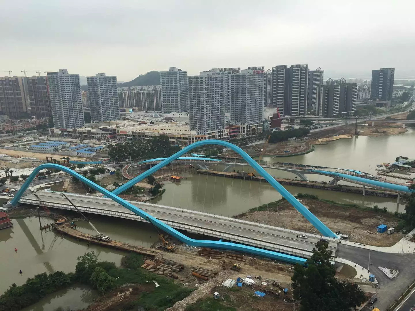 廣州市南沙中心區蕉門河車行橋拱肋合攏(圖4)